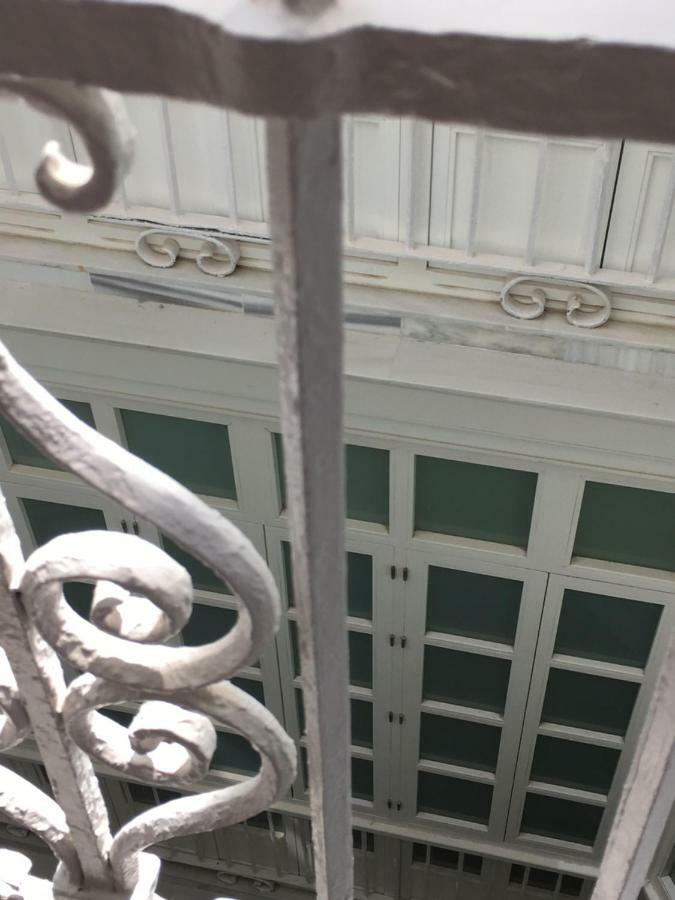 Diseno Y Confort Junto A La Catedral Cádiz Eksteriør bilde