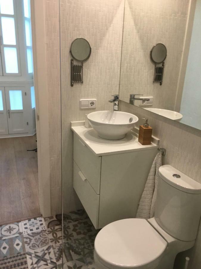 Diseno Y Confort Junto A La Catedral Cádiz Eksteriør bilde